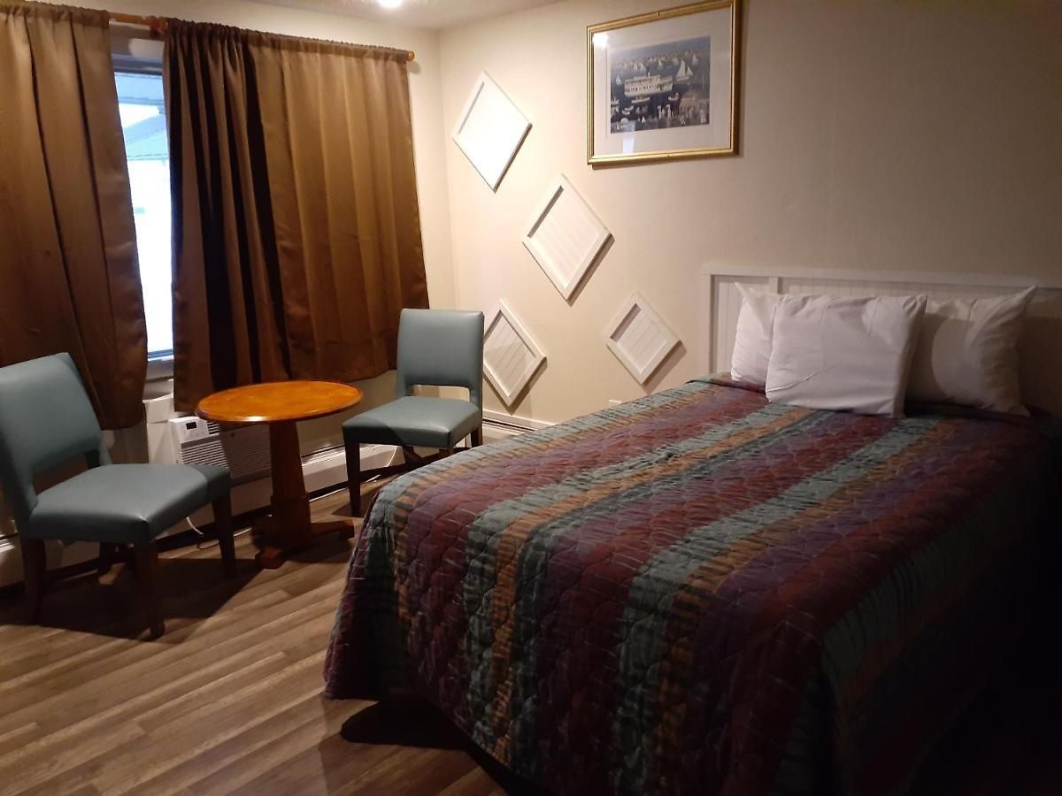 Motel Town Line 2*