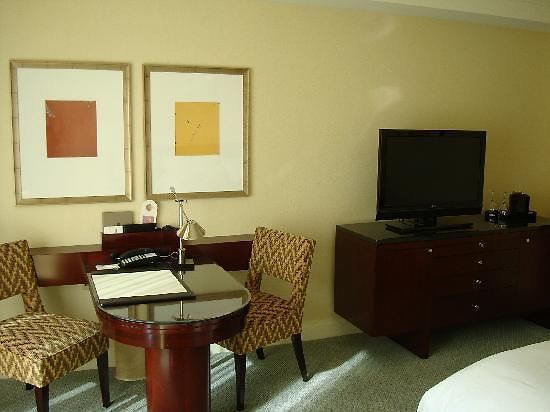 The Ritz-carlton, Hotel 5*