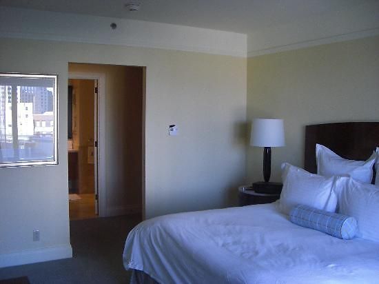 The Ritz-carlton, Boston