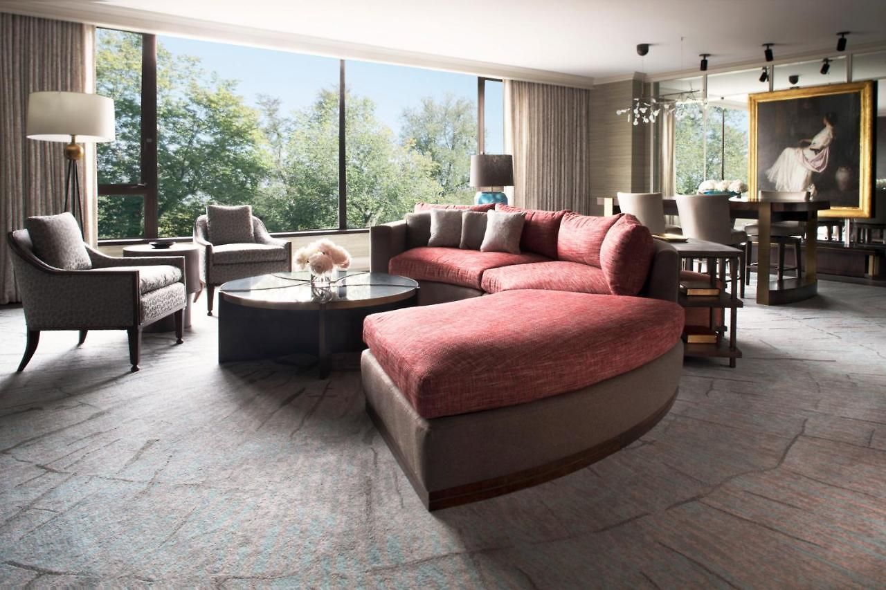 Four Seasons 5*