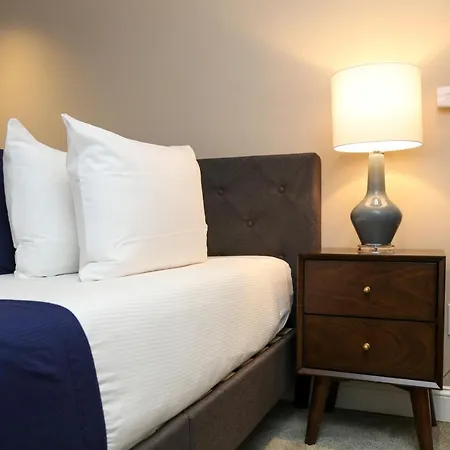 Stylish 2 Bedroom In South End