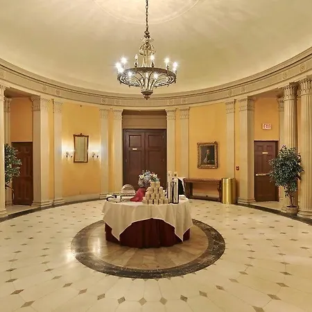 Common Hotel