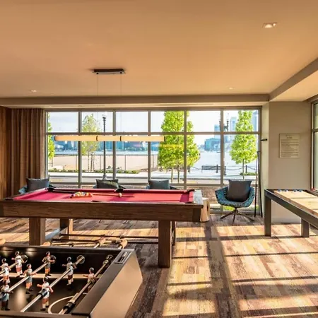Global Luxury East Apartment *