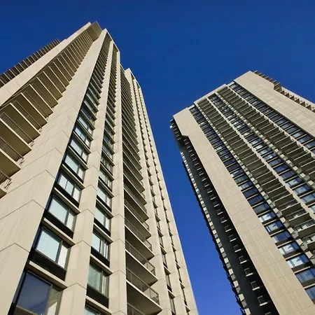 Furnished Quarters At Longfellow *