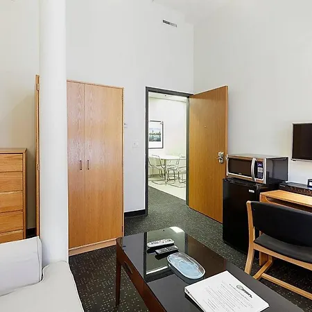 Apartment Studio Ready 4 Students & Traveling Professionals! 310