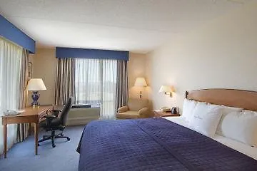 Doubletree By Hilton Bayside