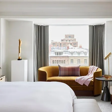 The Newbury 5*