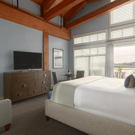 Inn Yacht Haven 4*