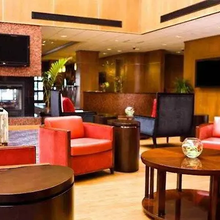 Hotel Courtyard By Marriott Logan Airport
