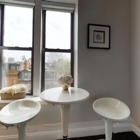 Charming In Brownstone, #44 Aparthotel 3*
