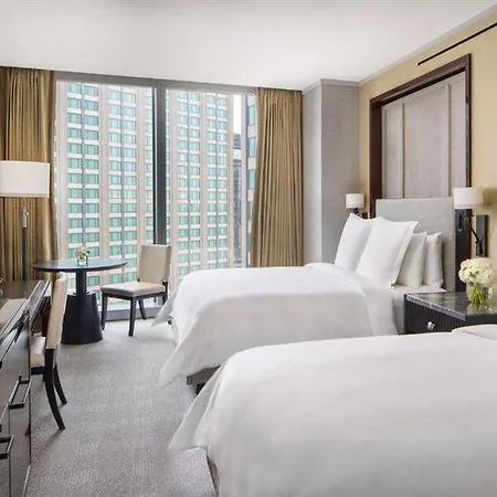 Four Seasons One Dalton Street, Hotel 5*