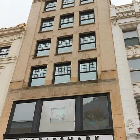 Charlesmark Hotel 3*