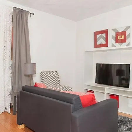Downtown Apt, Perfect For Medical Workers