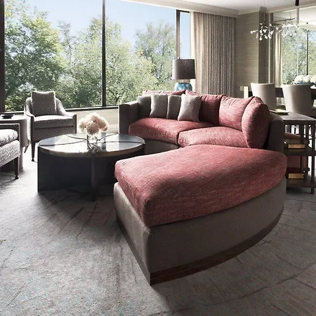 Four Seasons Hotel