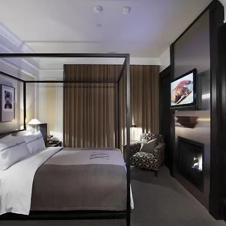 Fifteen Beacon Hotel