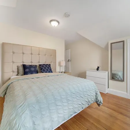 Apartment 5br 2bh Bright & Spacious In Brighton