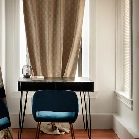 Stylish 3br1bth Near Historical District Boston