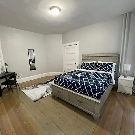 Monadnock Homestay *