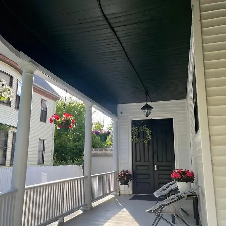 Homestay Monadnock *