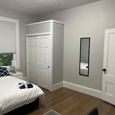 Monadnock Homestay *