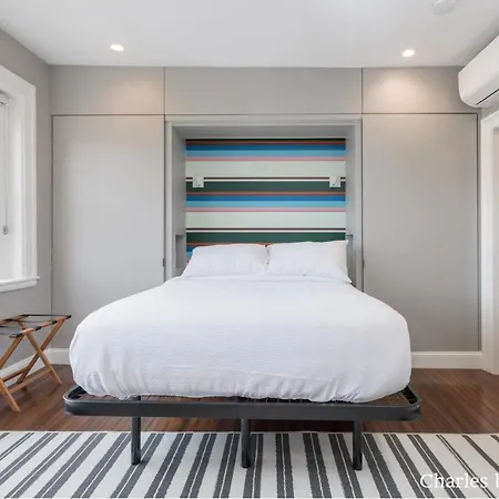 J Miller Flats By Thatch 4* Boston