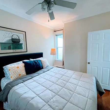 Apartment Executive Harvard Allston 3 Bedrooms 2 Baths Boston