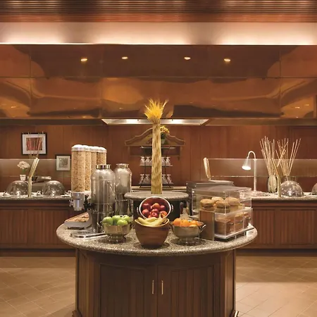 Hotel Hilton Logan Airport Boston