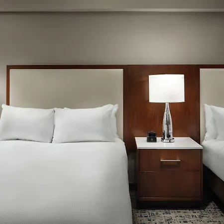 Hilton Logan Airport 4* Boston