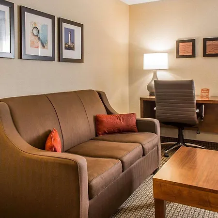 Comfort Hotel 2*