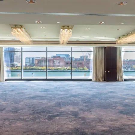 Intercontinental By Ihg Hotel Boston