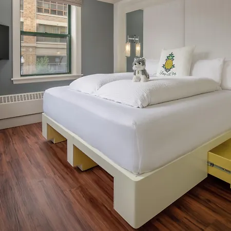 Staypineapple, A Delightful Hotel, South End Hotel 4*