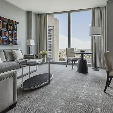 Four Seasons One Dalton Street, 5*