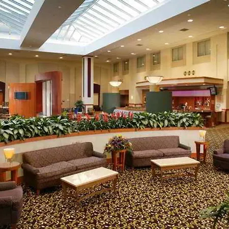 Hotel Embassy At Logan Airport 3*