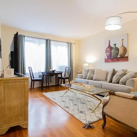 Sunny & Bright 1Br, Longwood Medical Hospitals * Boston