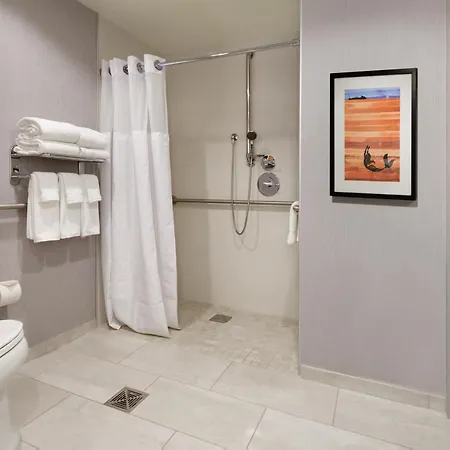 Hyatt Place Boston/seaport District Hotel 3*