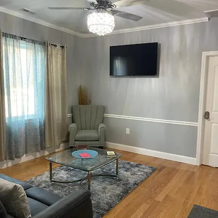 Brand New Luxury Near Downtown Boston