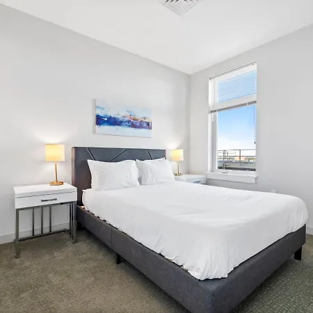 Spacious Chic 1br On Washington St By Gia Boston