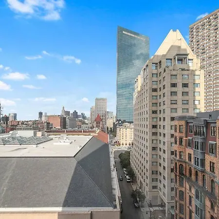 Sparkling 2br / 2ba In Back Bay Apartment *
