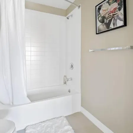 Apartment Sparkling 2br / 2ba In Back Bay Boston