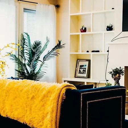 Adore - An Urban Retreat Of Luxury