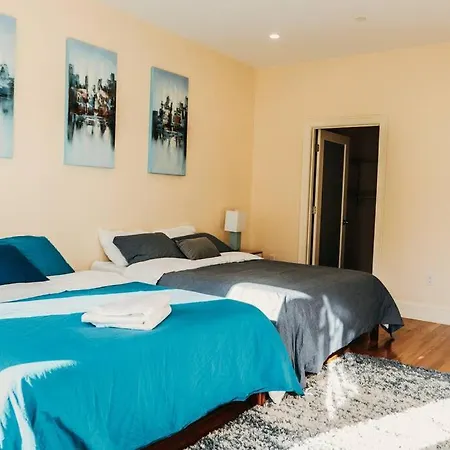 Adore - An Urban Retreat Of Luxury Holiday home *