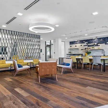Apartment Spacious Chic 1br On Washington St By Gia