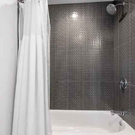 Apartment Beautiful In Watertown Boston