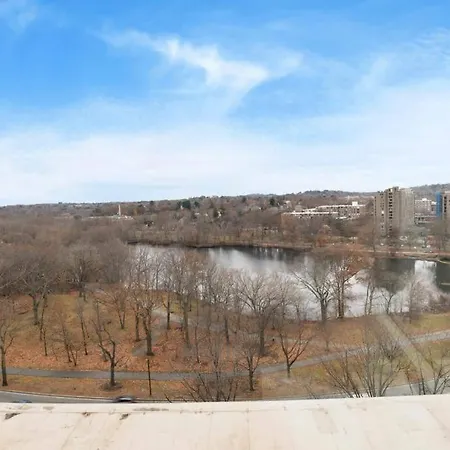 Apartment Outstanding Luxury 2br 2ba