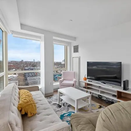 Outstanding Luxury 2br 2ba