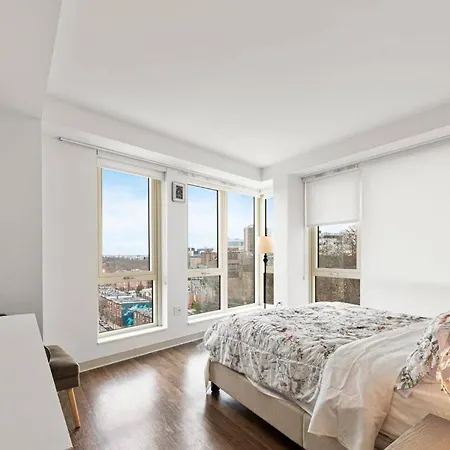 Apartment Outstanding Luxury 2br 2ba
