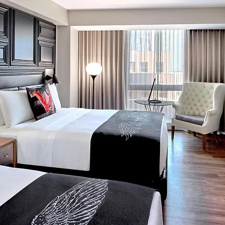 Hotel W 4*