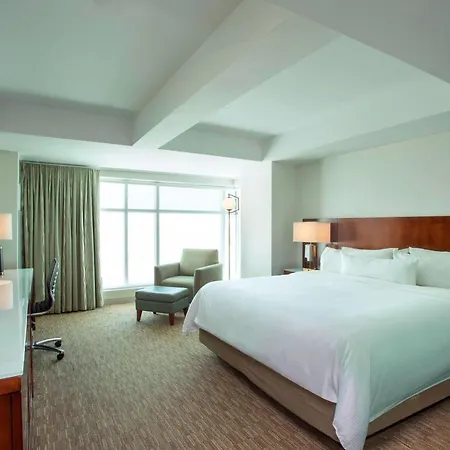 The Westin Seaport District 4*