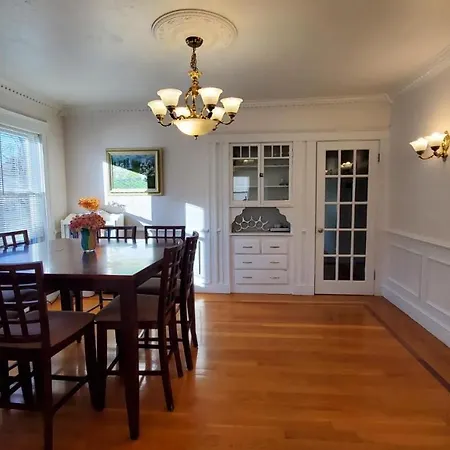 Near Train Station Gorgeous 3-bedroom With Patios * Boston