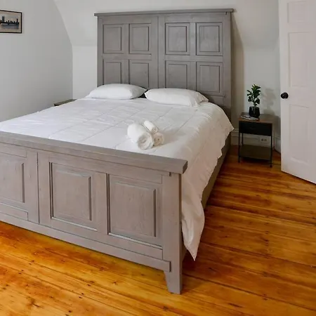 Historical Urban Oasis Holiday home Boston